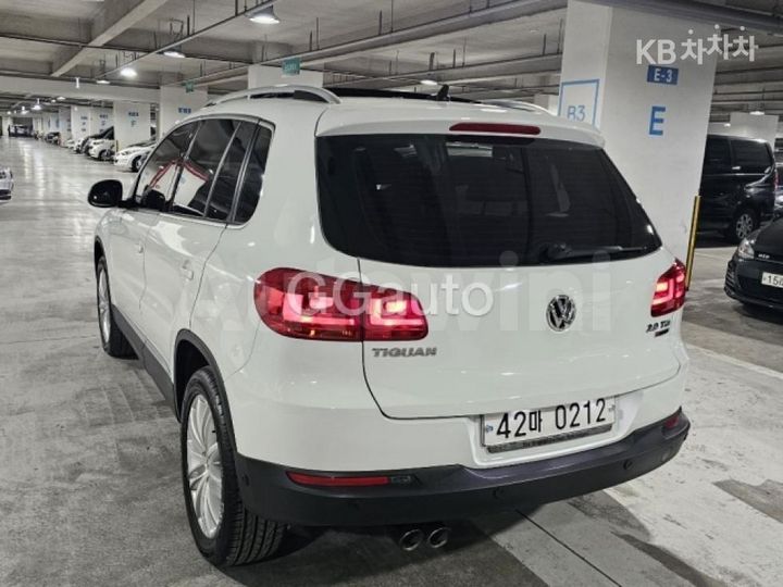 Volkswagen Tiguan 2016 — 3