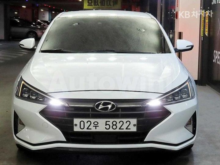 Hyundai Avante 2019 — 2