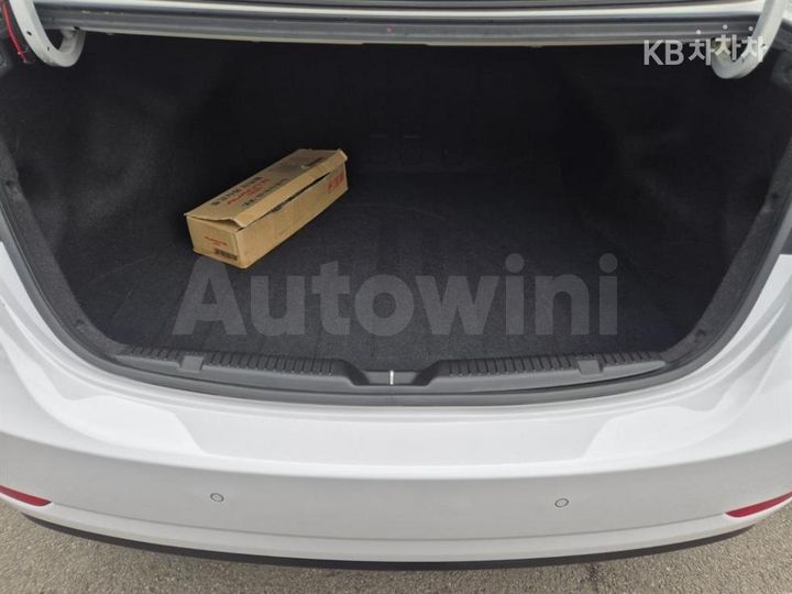 Hyundai Avante 2014 — 5