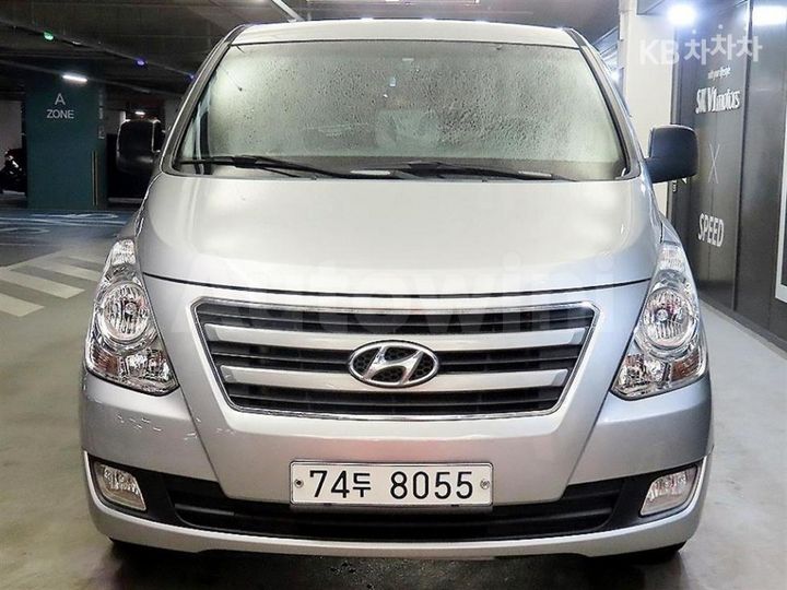 Hyundai Starex 2016 — 2