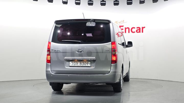 Hyundai Starex 2016 — 4