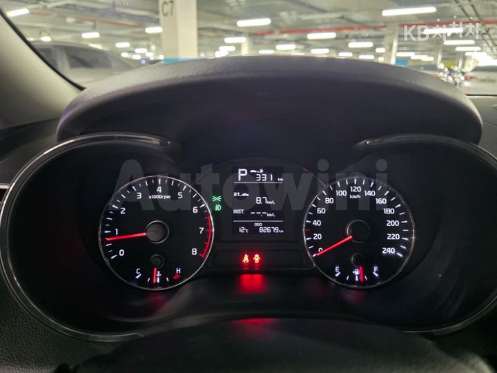 Kia K3 2018 — 5