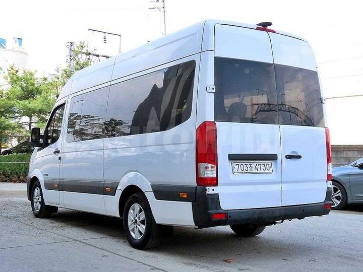Hyundai Solati 2017 — 2