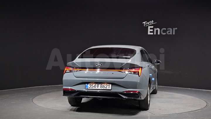 Hyundai Avante 2022 — 4