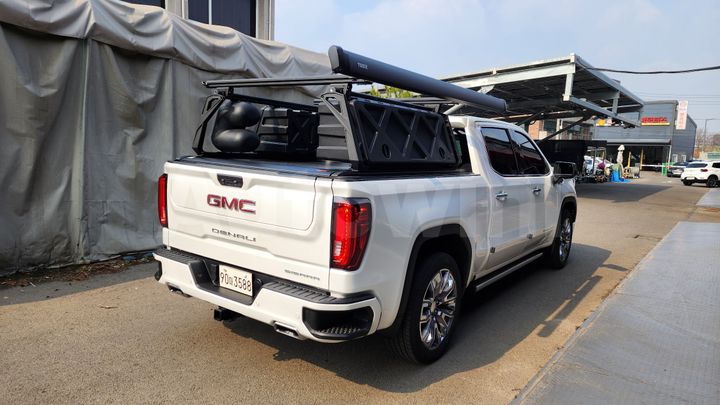 GMC Sierra 2023 — 2