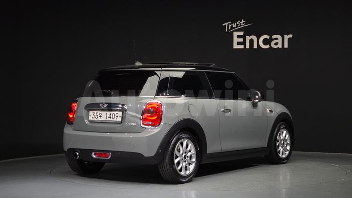 Mini Cooper 2017 — 2