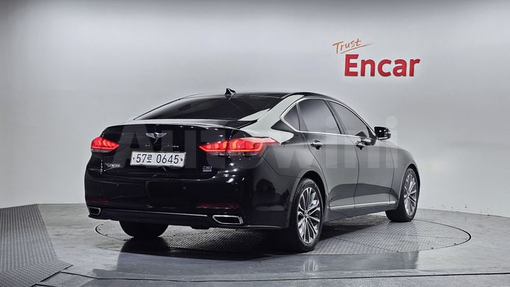 Hyundai Genesis 2015 — 2