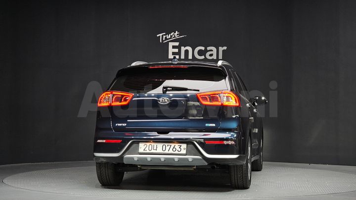 Kia Niro 2017 — 4