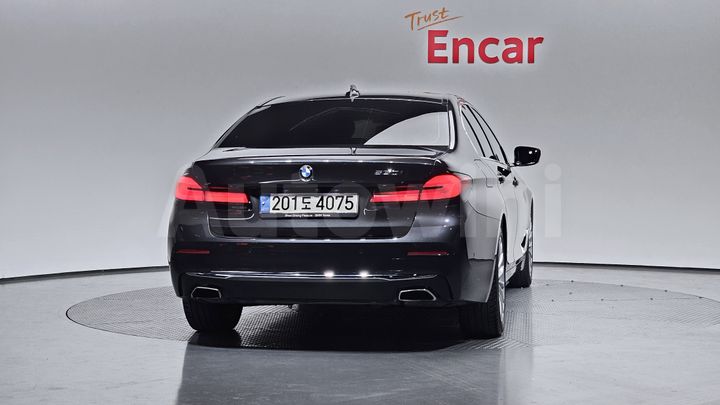BMW 5 Series 2021 — 4
