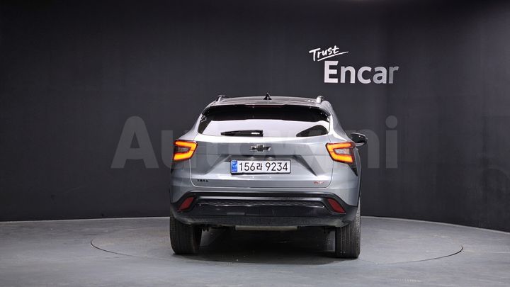 Chevrolet Trax 2024 — 3