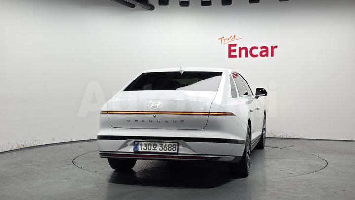 Hyundai Grandeur 2023 — 4