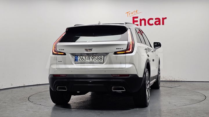 Cadillac XT4 2023 — 4