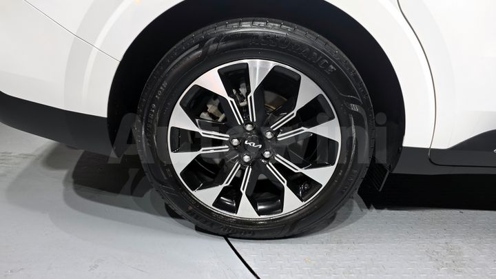 Kia Carnival 2023 — 5