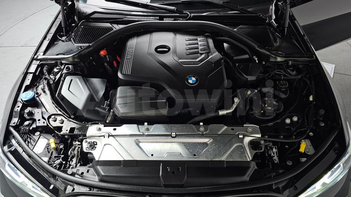 BMW 3 Series 2023 — 5