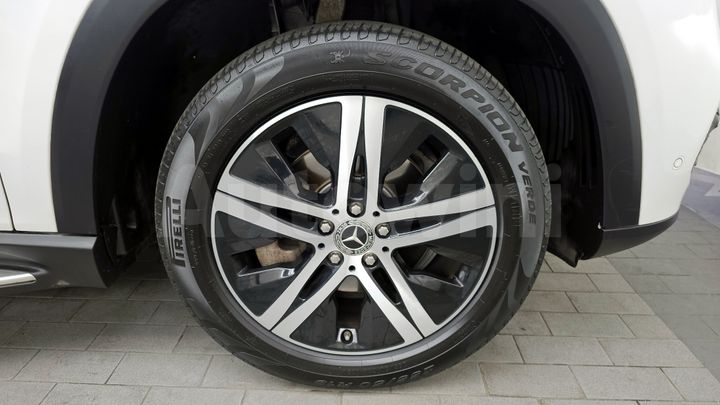 Mercedes Benz GLE Class 2019 — 5