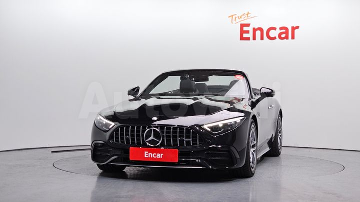 Mercedes Benz SL Class 2025 — 3