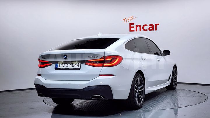BMW 6 Series 2022 — 2