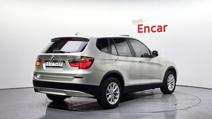 BMW X3 2011 — 2