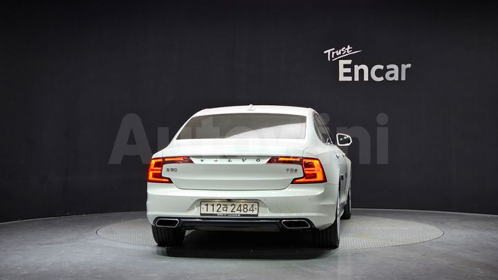 Volvo S90 2019 — 4
