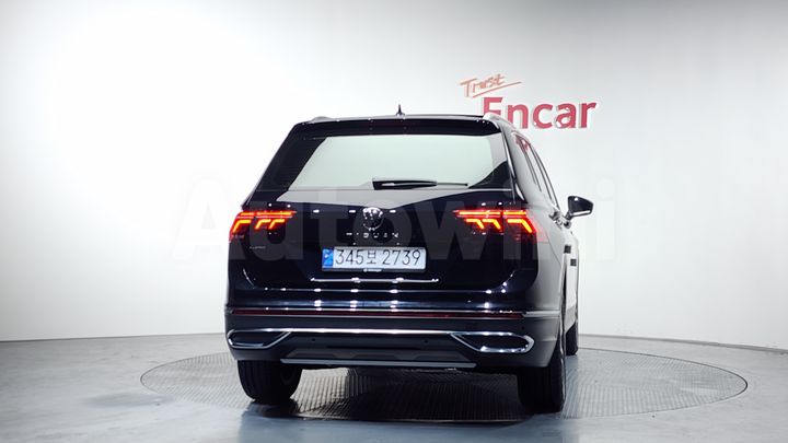 Volkswagen Tiguan 2024 — 4