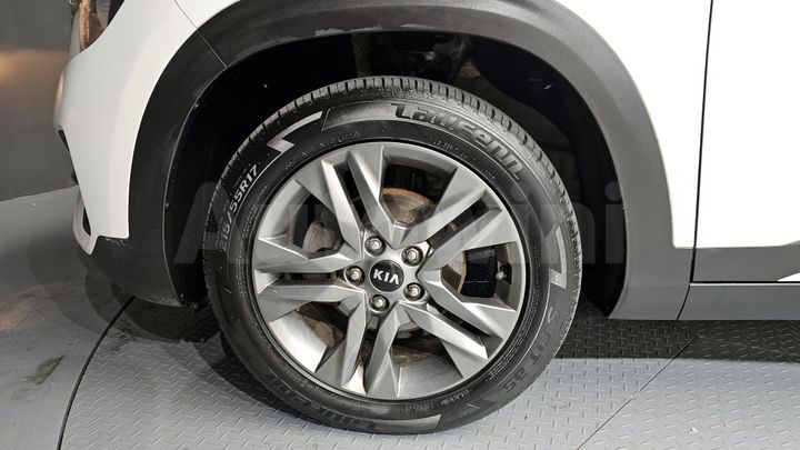 Kia Seltos 2022 — 5