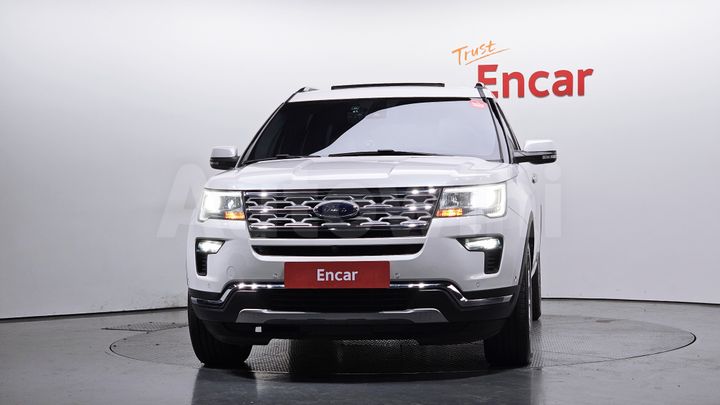 Ford Explorer 2019 — 3