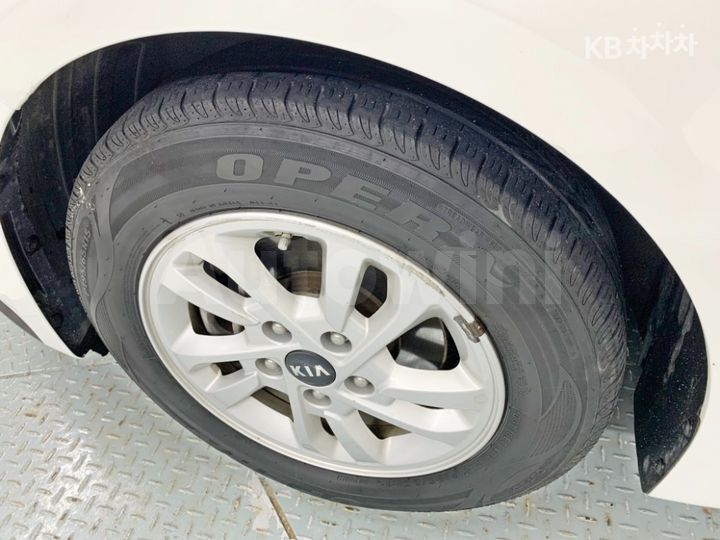 Kia K3 2019 — 5