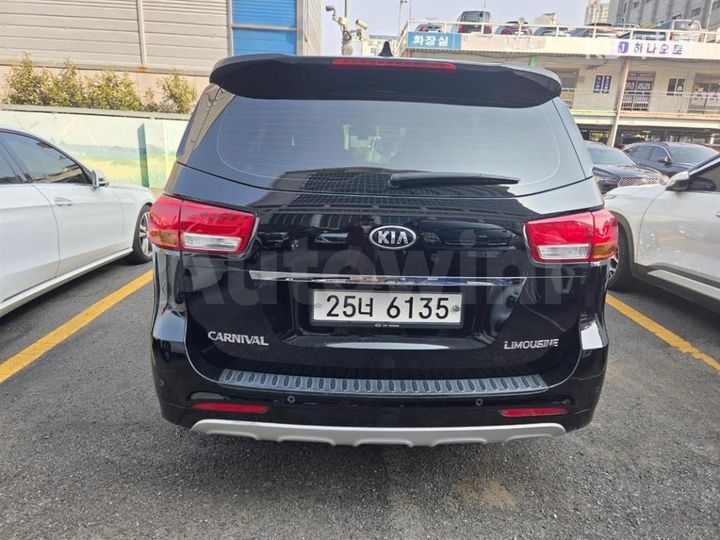 Kia Carnival 2017 — 4
