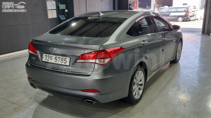 Hyundai i40 2013 — 2
