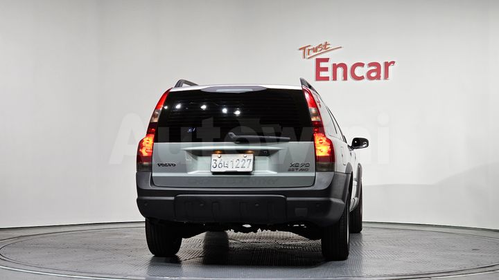 Volvo XC70 2004 — 4