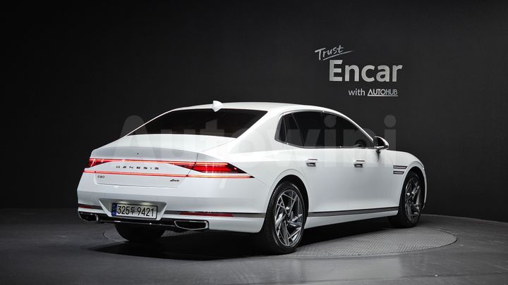 Genesis G90 2023 — 2