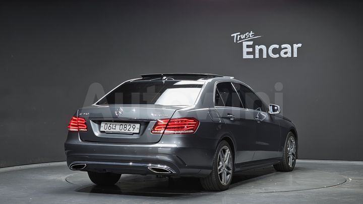 Mercedes-Benz E Class 2016 — 2