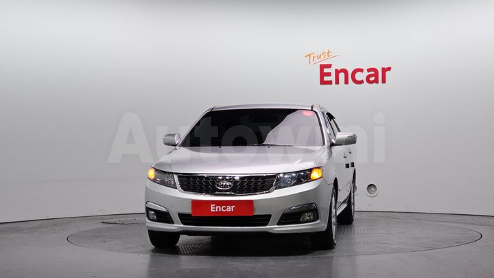 Kia Lotze 2010 — 3