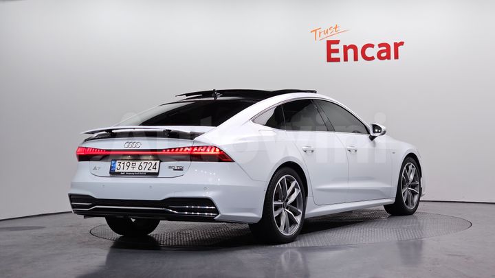 Audi A7 2021 — 2