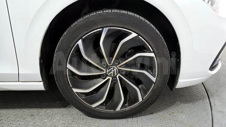 Volkswagen Golf 2022 — 5