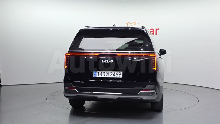 Kia Carnival 2024 — 4
