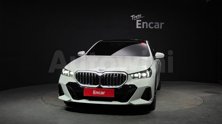 BMW 5 Series 2026 — 3