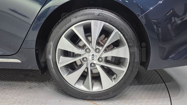 Kia K5 2017 — 5