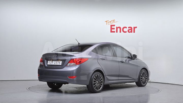 Hyundai Accent 2014 — 2