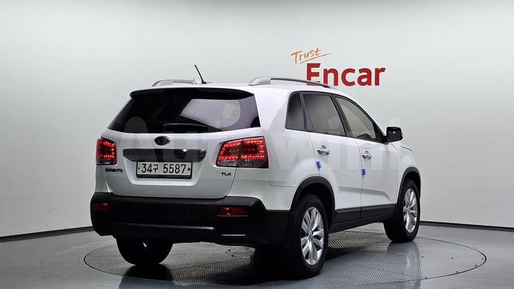 Kia Sorento 2011 — 2