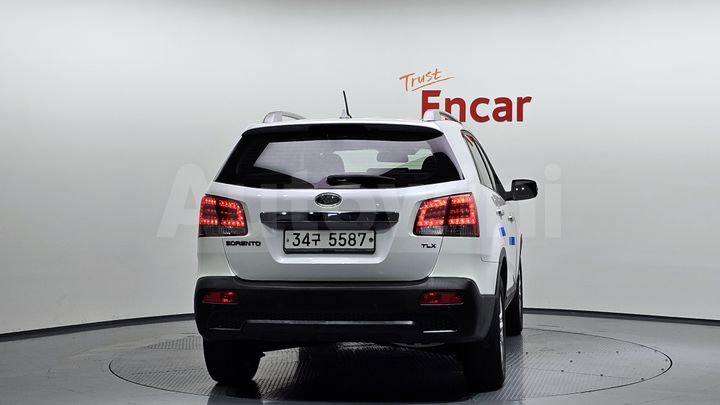 Kia Sorento 2011 — 4
