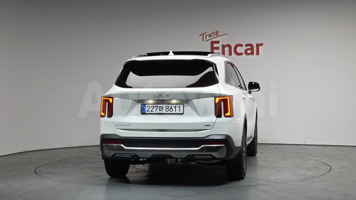 Kia Sorento 2025 — 4