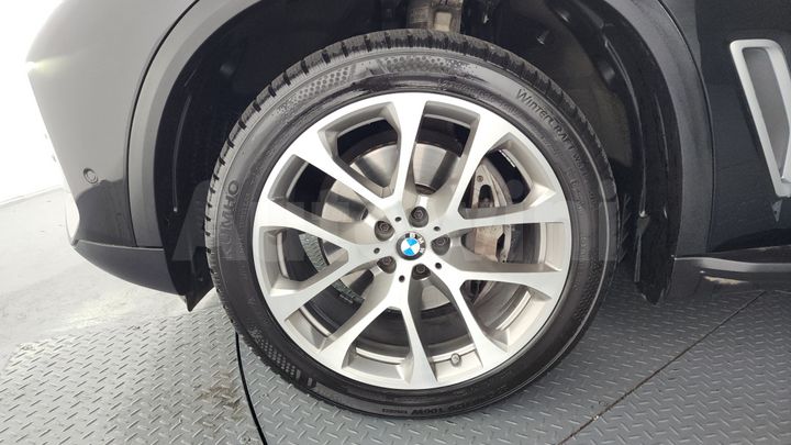 BMW X5 2021 — 5