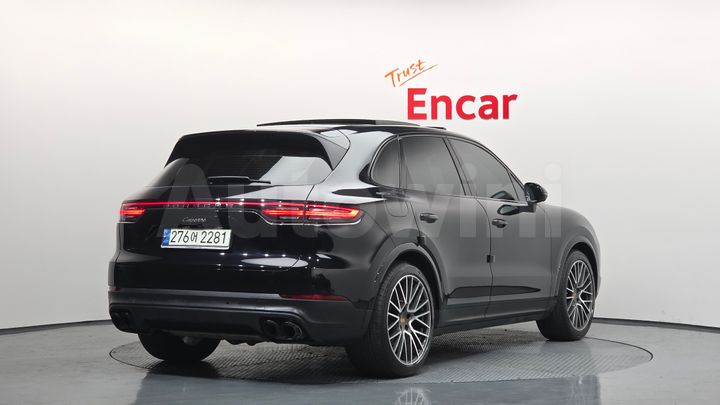 Porsche Cayenne 2021 — 2