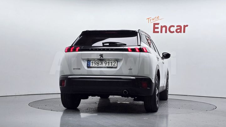 Peugeot 2008 2021 — 4