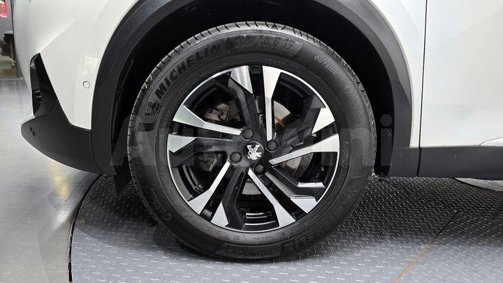 Peugeot 2008 2021 — 5