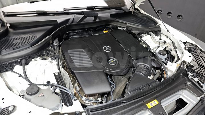 Mercedes Benz GLC Class 2024 — 5