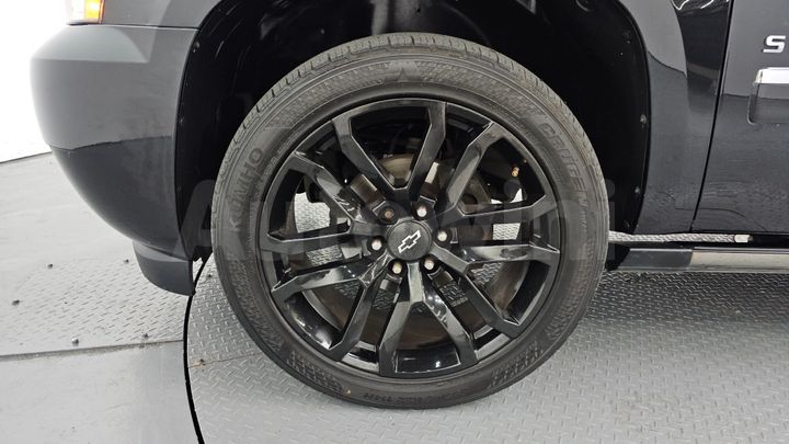 Chevrolet Suburban