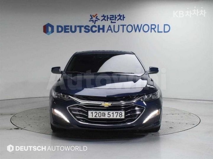 Chevrolet Malibu 2019 — 3