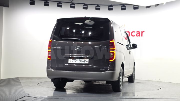 Hyundai Starex 2020 — 4